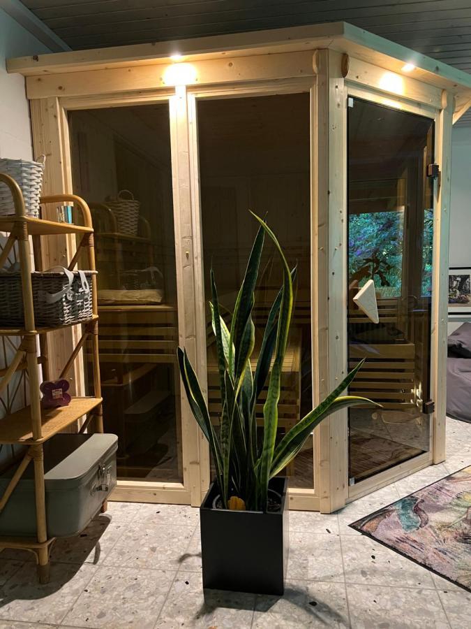 Aussergewoehnliches Haus Mit Sauna, Kamin Und Garten Wilhelmshaven Exteriör bild